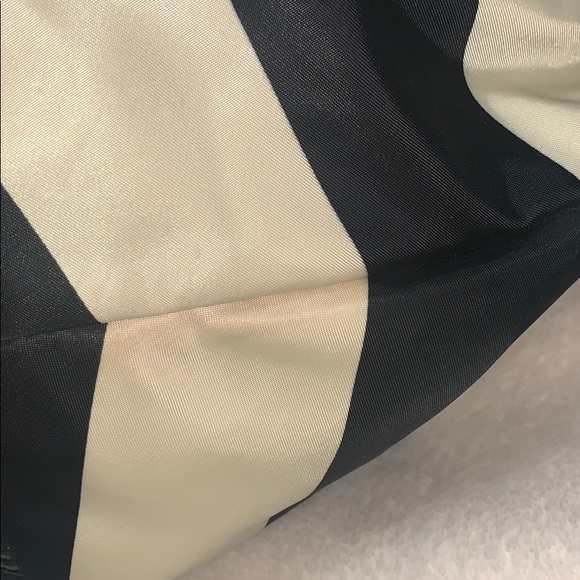 Kate Spade Stripe Purse - Picture 14 of 16